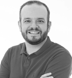 Foto do Mestre Daniel Campos